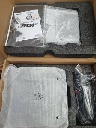 Mini PC MSI i5 13400 16GB RAM 512GB SSD Win 11 Pro