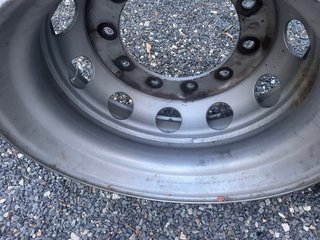 Llantas de Camión Metálicas Medida 19.5’