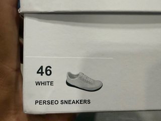 Zapatillas Hussars Perseo Blancas sin uso.