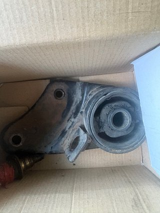 Soporte motor Piaggio Hexagon 180 4T