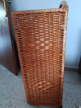 Cajonera de mimbre 4 cajones