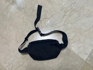 Riñonera Reebok Negra