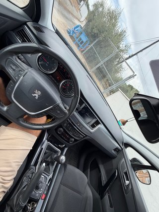 Peugeot 508 (2011) 2.0 HDI 140 CV