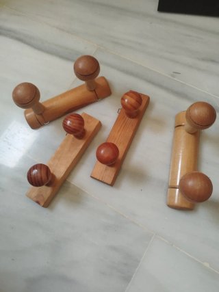 Percheros de madera (Set de 4)