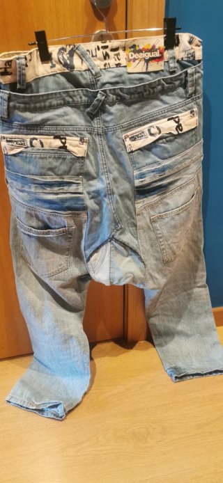 Pantalón vaquero Desigual