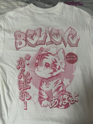 Camiseta oversize gato estilo anime