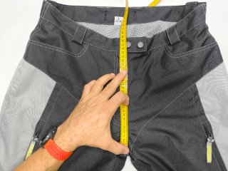 Pantalon fino moto