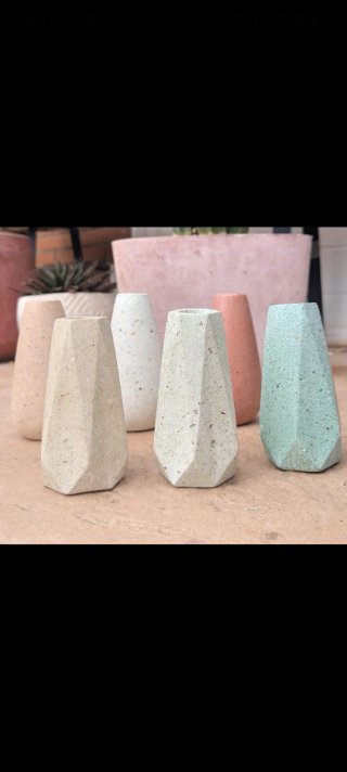 Vaso di cemento geometrico