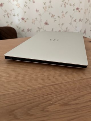 Dell XPS 9370 13 i5/8GB/256GB