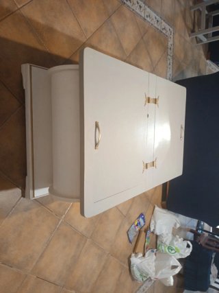 Mesa Arpón Baja Madera Pino Blanca y Dorada