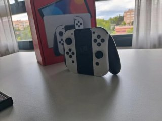 Nintendo Switch OLED Blanca + mando Pro + Caja Org