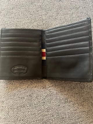 Cartera Tommy Hilfiger Piel Negra