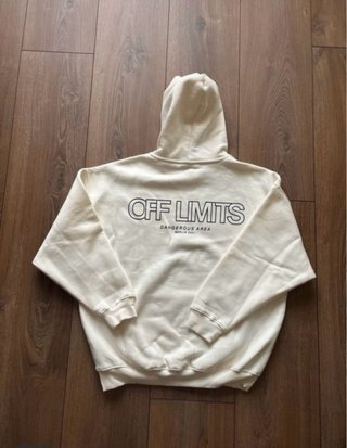 Sudadera Off Limits Beige UNISEX