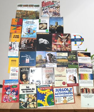 OFERTA libros uno a 3,99 €· 2 o mas a 3,49 € cada