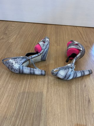 Lote 5 pares zapatos de tacón alto T38 y T39