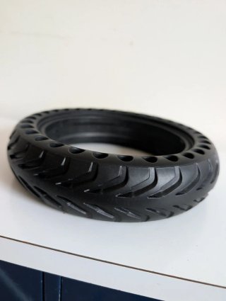 Rueda Patinete Eléctrico 8.5x2 hueca