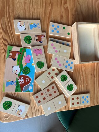 Dominó infantil de madera