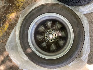 Llantas Mazda 15” 4x100 con neumáticos