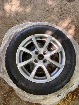 Llantas Mazda 15” 4x100 con neumáticos