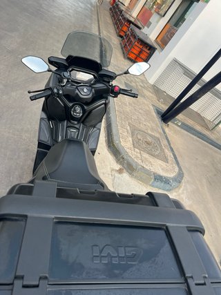 Yamaha Xmax 300 2023 Negra