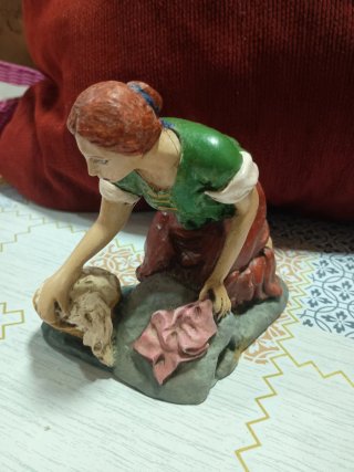 Figura Belén Lavandera