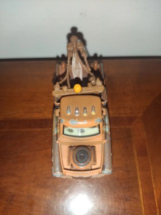 Carl Attrezzi (Cricchetto/Tow Mater) Disney Pixar