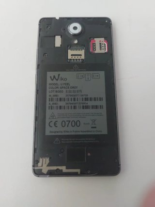 Móvil Wiko Negro