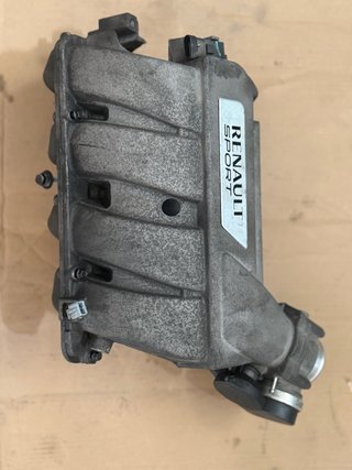 Colector Admisión Clio Sport 197/203