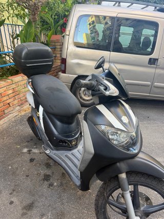 Piaggio Liberty 50cc Scooter