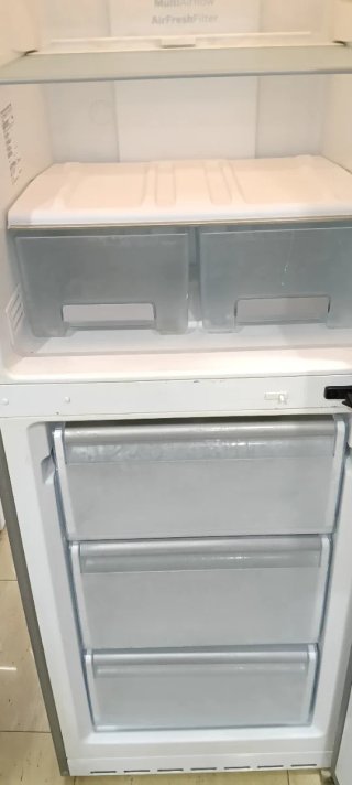 NEVERA COMBI BOSCH NO FROST ENERGÍA A+