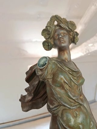 Escultura Ceres de Bruchon