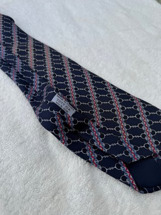 Corbata Hermès