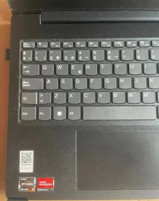 Portátil Lenovo Negro en Caja