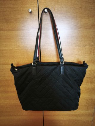 Bolso Tote Acolchado Negro Tommy Hilfiger