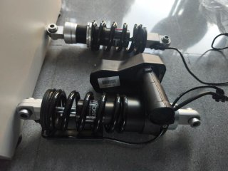 Amortiguadores Wilbers. Bajos. BMW K1600GT2023