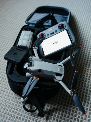 Dji Mini 4 Pro + RC2 + 3 Baterías