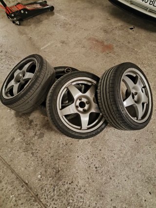 Llantas Compomotive MO5 17 4x100
