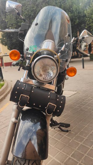 Moto 250cc Suzuki Marauder 2003 Negra