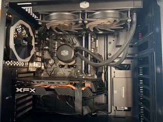 Ordenador gaming completo con monitor