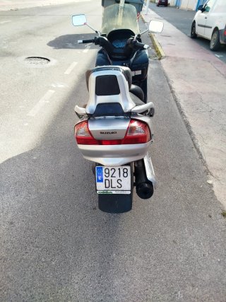 Suzuki Burgman 250cc Maxi Scooter