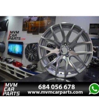 Juego de 4 Llantas 19 CSL Silver Polish BM093