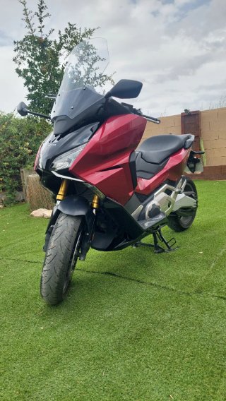 Honda Forza 750cc Maxi Scooter