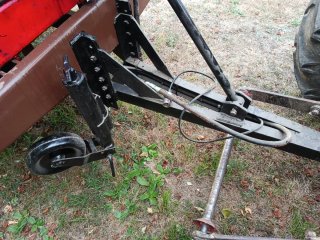 Remolque con grúa y asiento