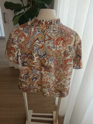 Camisola estampada colorida