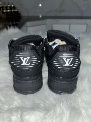 Louis Vuitton Zapatillas Negras