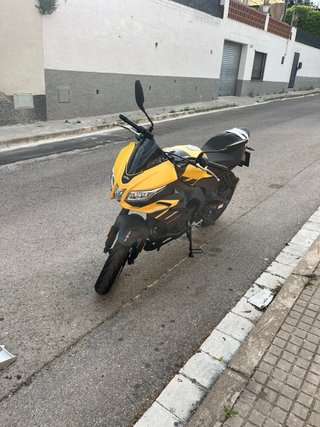 Aprilia Tuono Moto Nueva