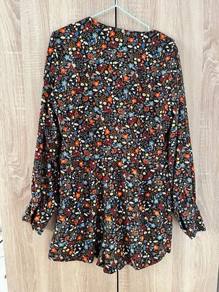 Vestido/mono negro estampado floral