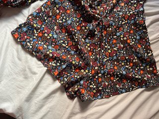 Vestido/mono negro estampado floral