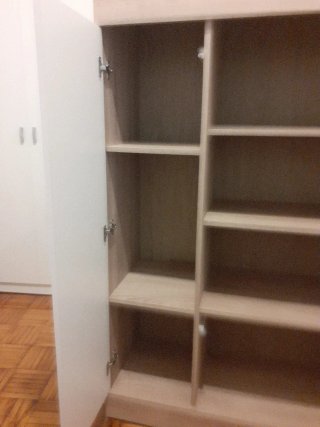 Estantería armario madera y blanco