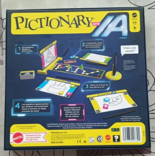 Juego de mesa Pictionary contra IA